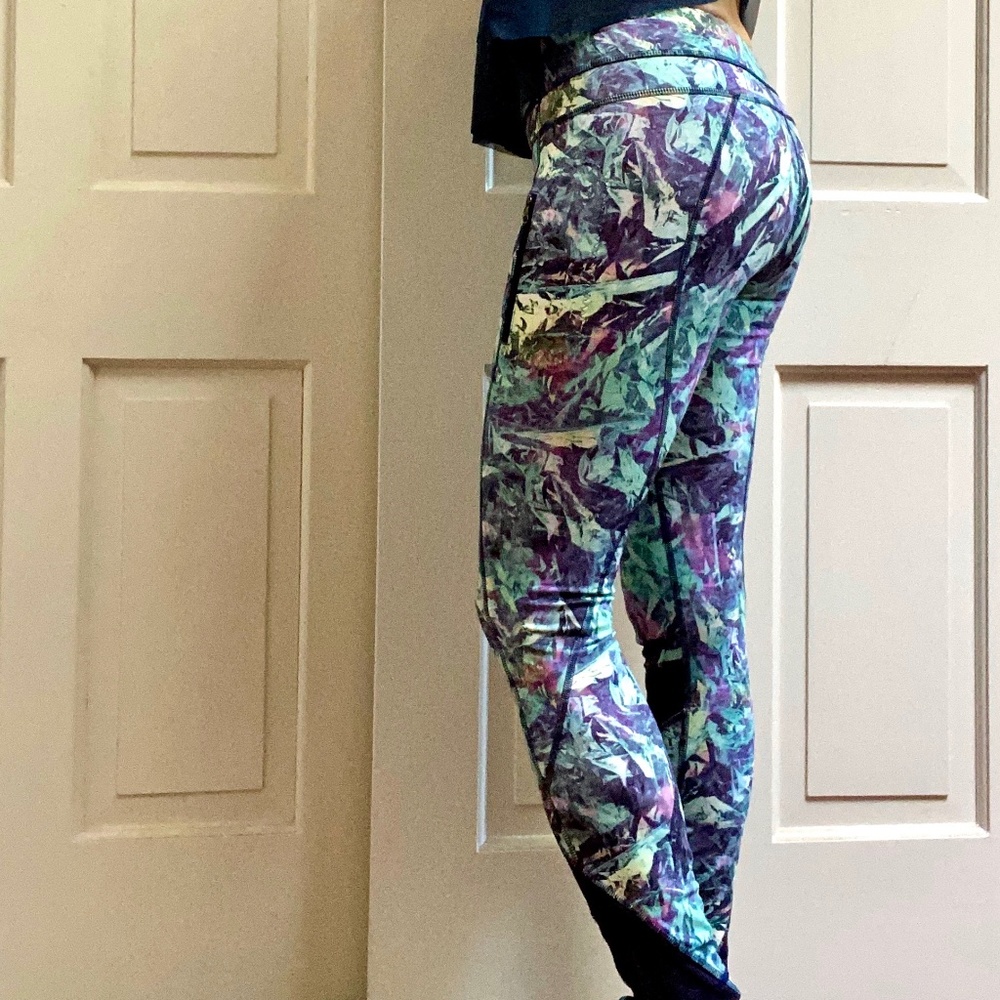 NWOT  LULULEMON LEGGINGS Sz 6 - Picture 3 of 6